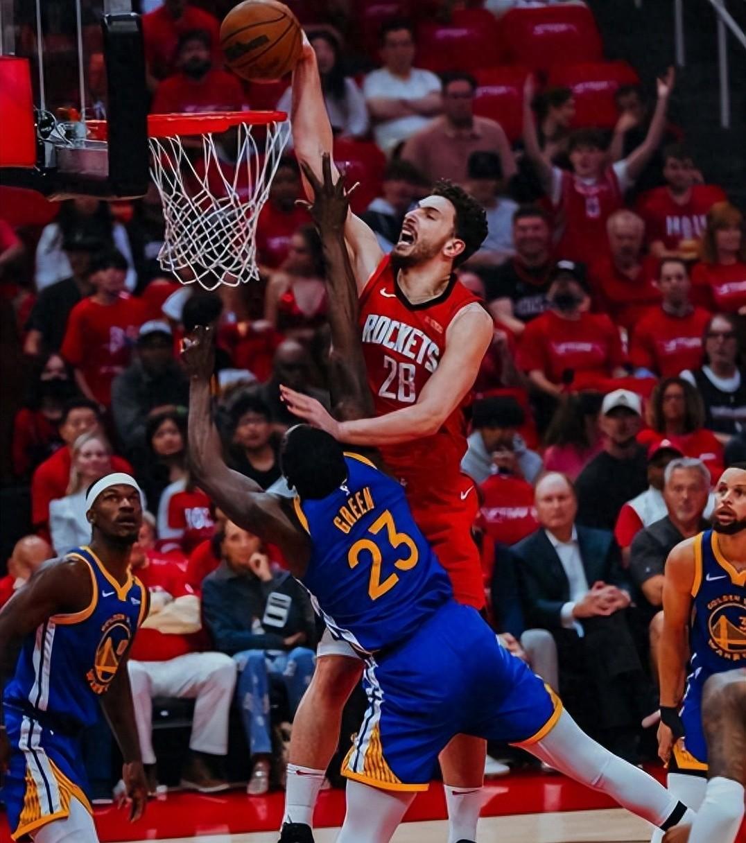 英雄联盟-底特律活塞迎足总杯关键赛；冲刺阶段远射贴柱；信心回归；细节决定成败的简单介绍