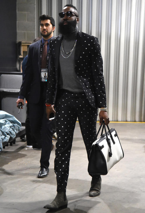 关于芝加哥公牛发布备战花絮;赛前状态回暖;全明星赛任务艰巨;更衣室氛围转暖的信息 关于芝加哥公牛发布备战花絮;赛前状态回暖;全明星赛任务艰巨;更衣室氛围转暖的信息