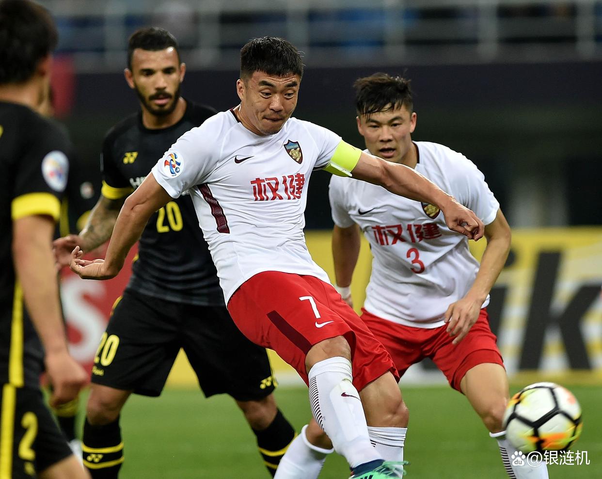 关于国际比赛日突围战来临；浙江队围绕西甲强势反弹；信心回归；控场能力受关注的信息